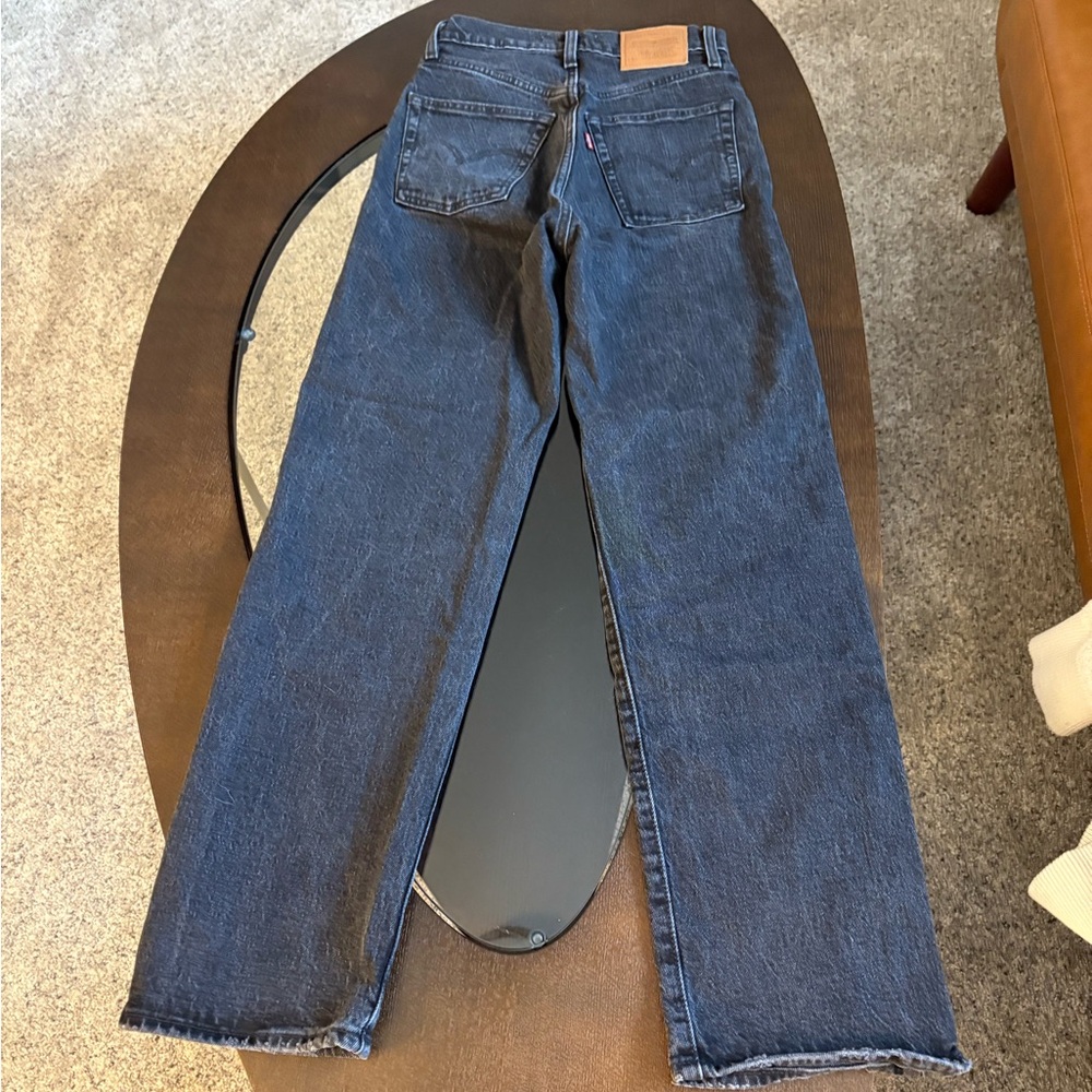 Levi’s Ribcage Jeans - Picture 3 of 6